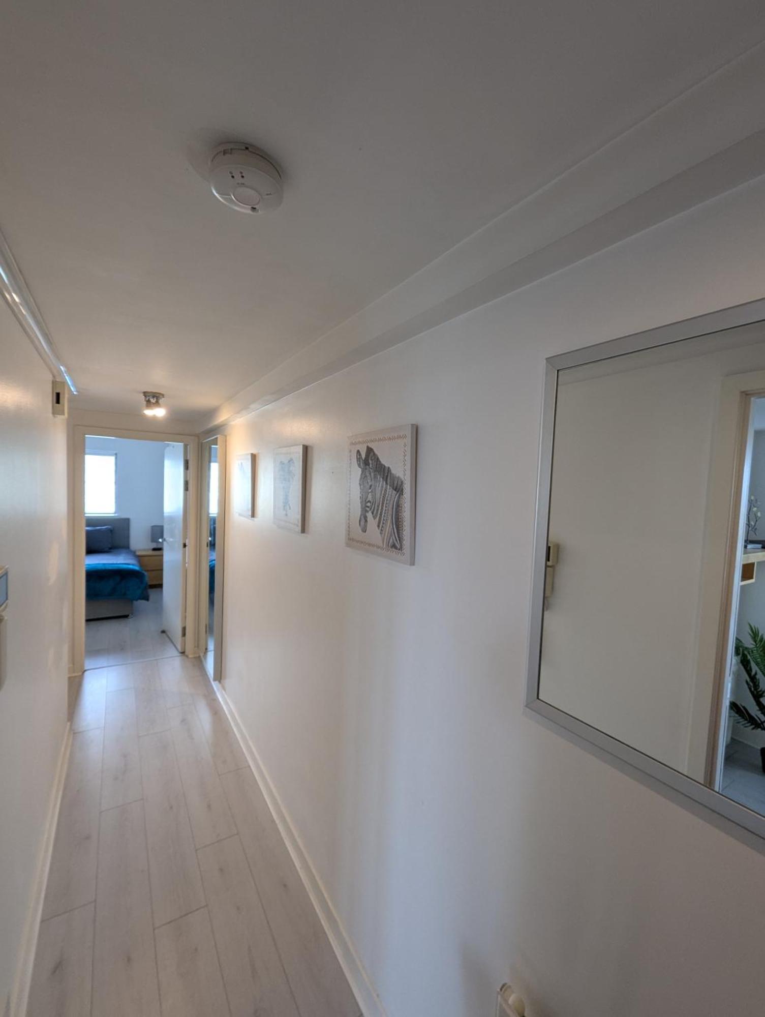 Glasgow City Centre Waterfront Apartment Ngoại thất bức ảnh